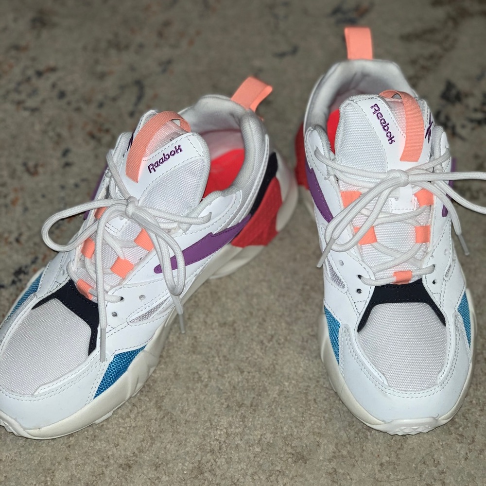 Women’s Reebok’s color pop